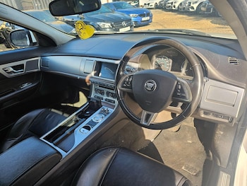 Used Jaguar XF 2014 for sale - 76608312: Photo