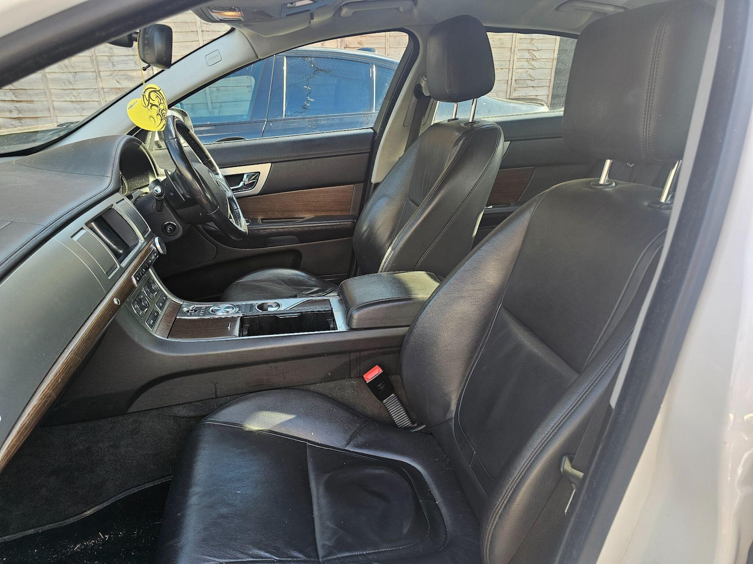 Used Jaguar XF 2014 for sale - 76608312: Photo 5