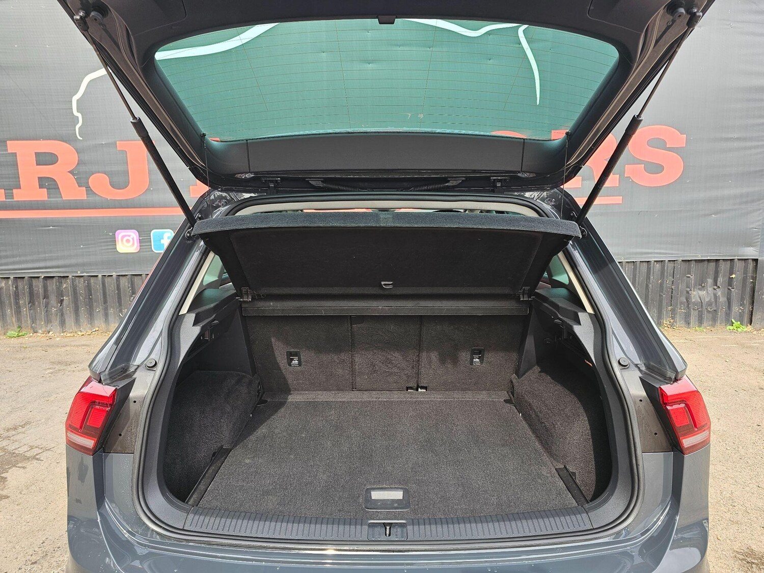 Vehicle 49