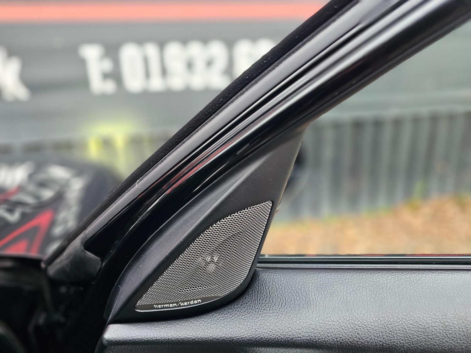 Used BMW 1 Series 2018 for sale - 76592165: Photo 2