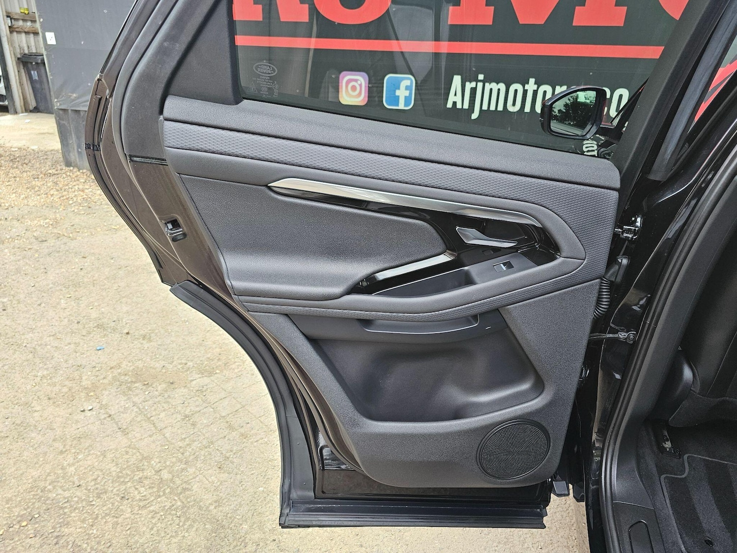 Vehicle 39