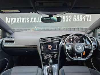 Used Volkswagen Golf 2018 for sale - 76012258: Photo