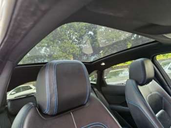 Used Jaguar E-Pace 2020 for sale - 75071400: Photo