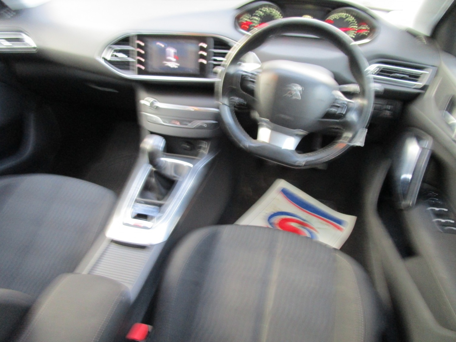 Used Peugeot 308 2014 for sale - 77241882: Photo 10