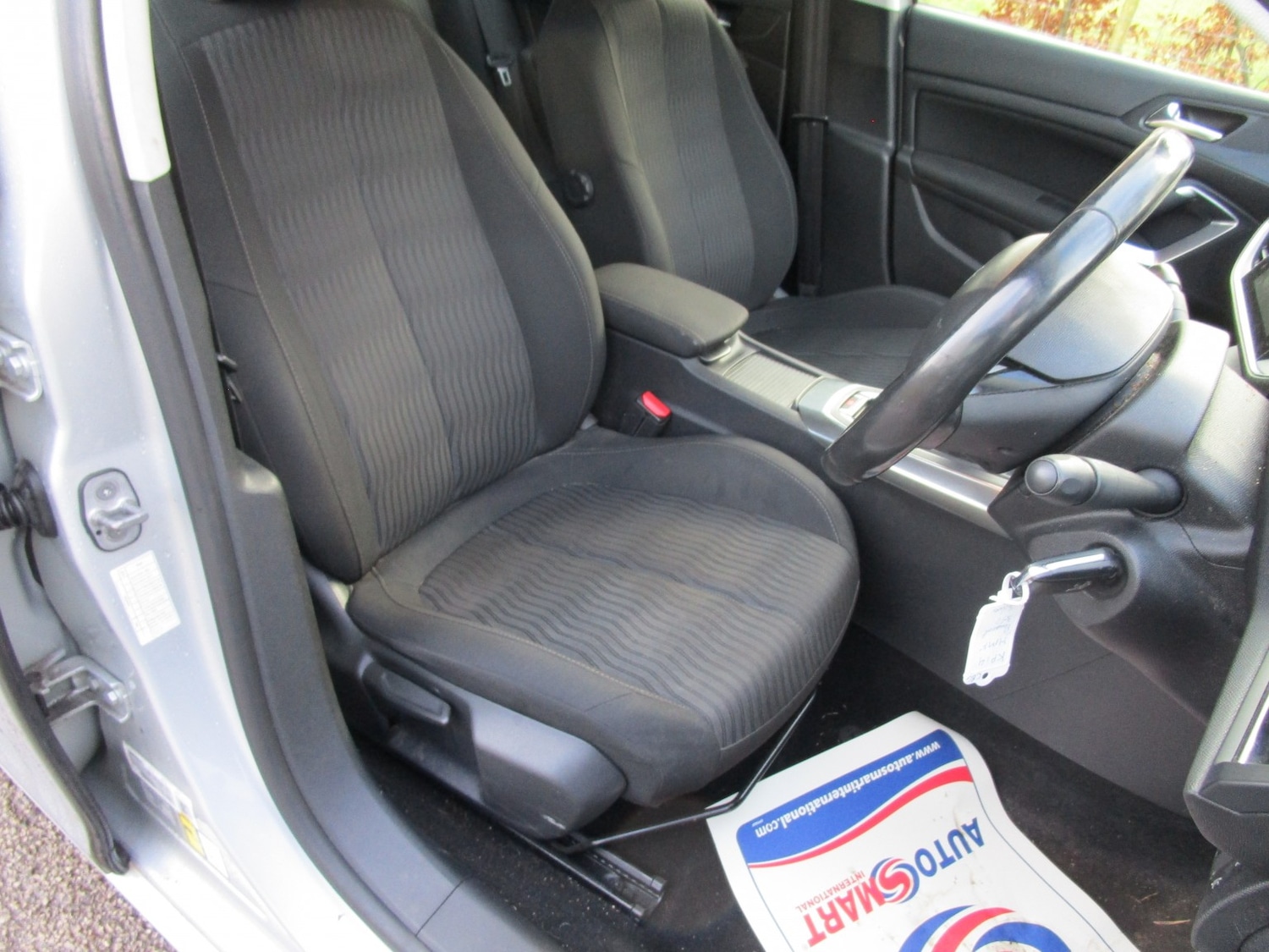 Used Peugeot 308 2014 for sale - 77241882: Photo 11