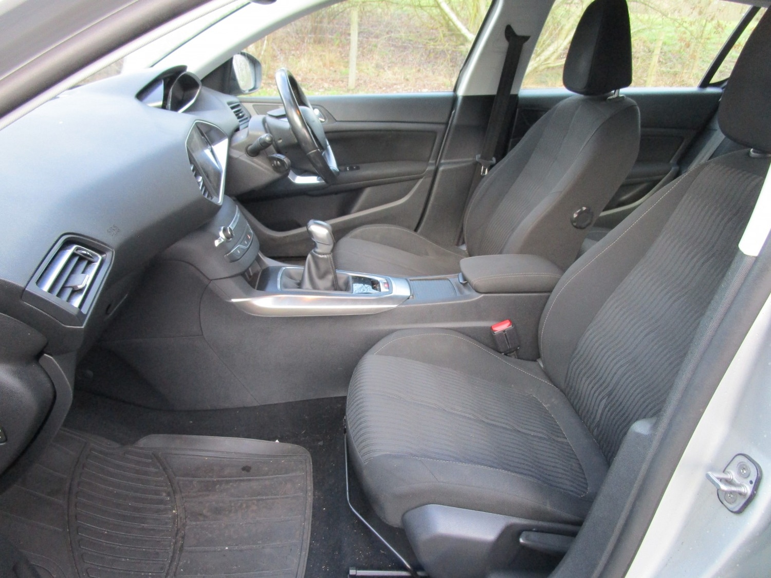 Used Peugeot 308 2014 for sale - 77241882: Photo 12