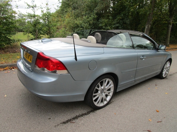 Used Volvo C70 2009 for sale - 76186806: Photo 4