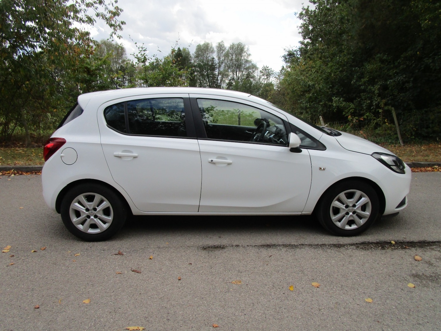 Used Vauxhall Corsa 2016 for sale - 76186799: Photo 3
