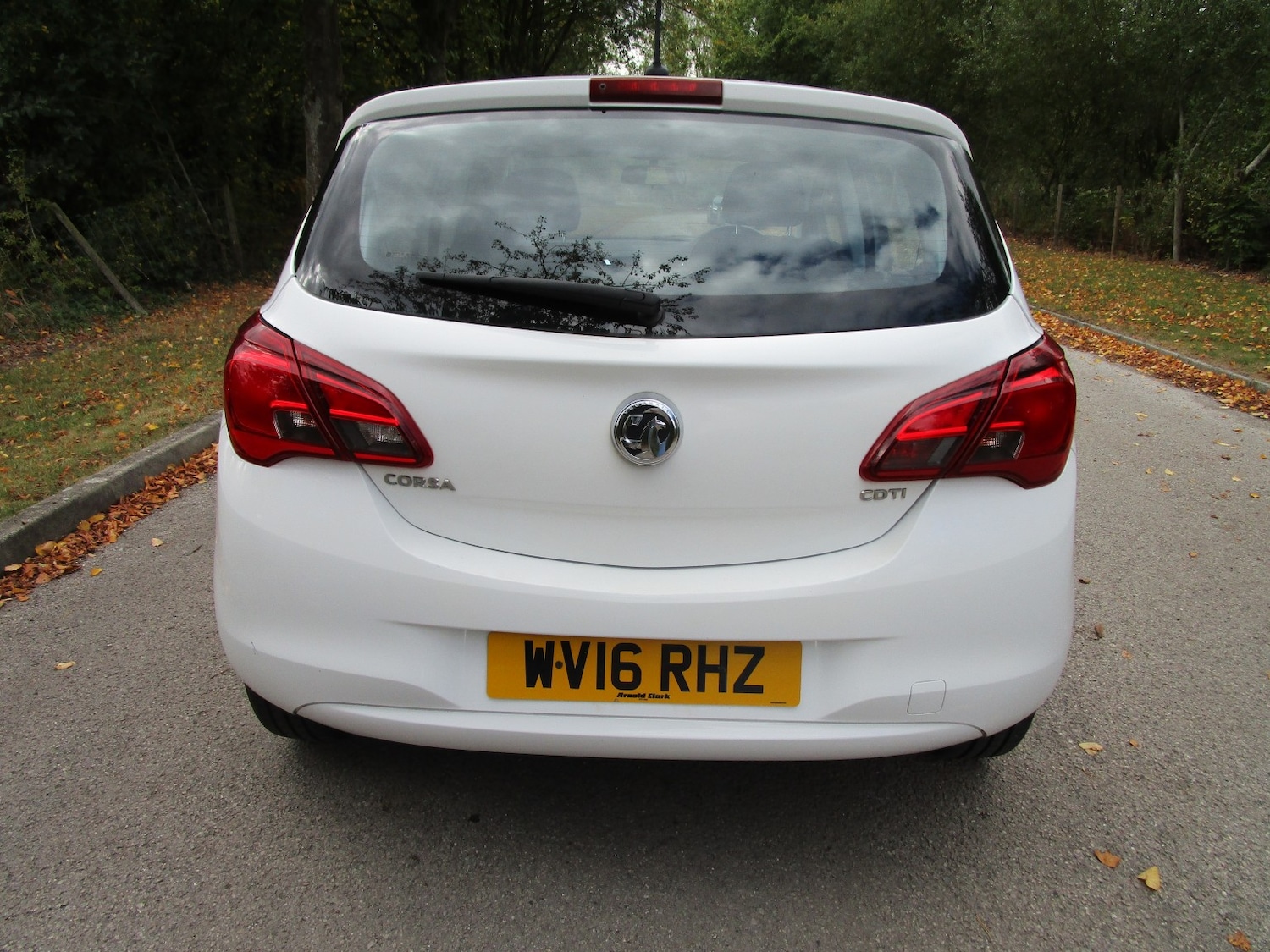 Used Vauxhall Corsa 2016 for sale - 76186799: Photo 6