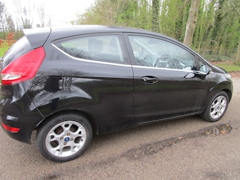 Used Ford Fiesta 2011 for sale - 78112116: Photo