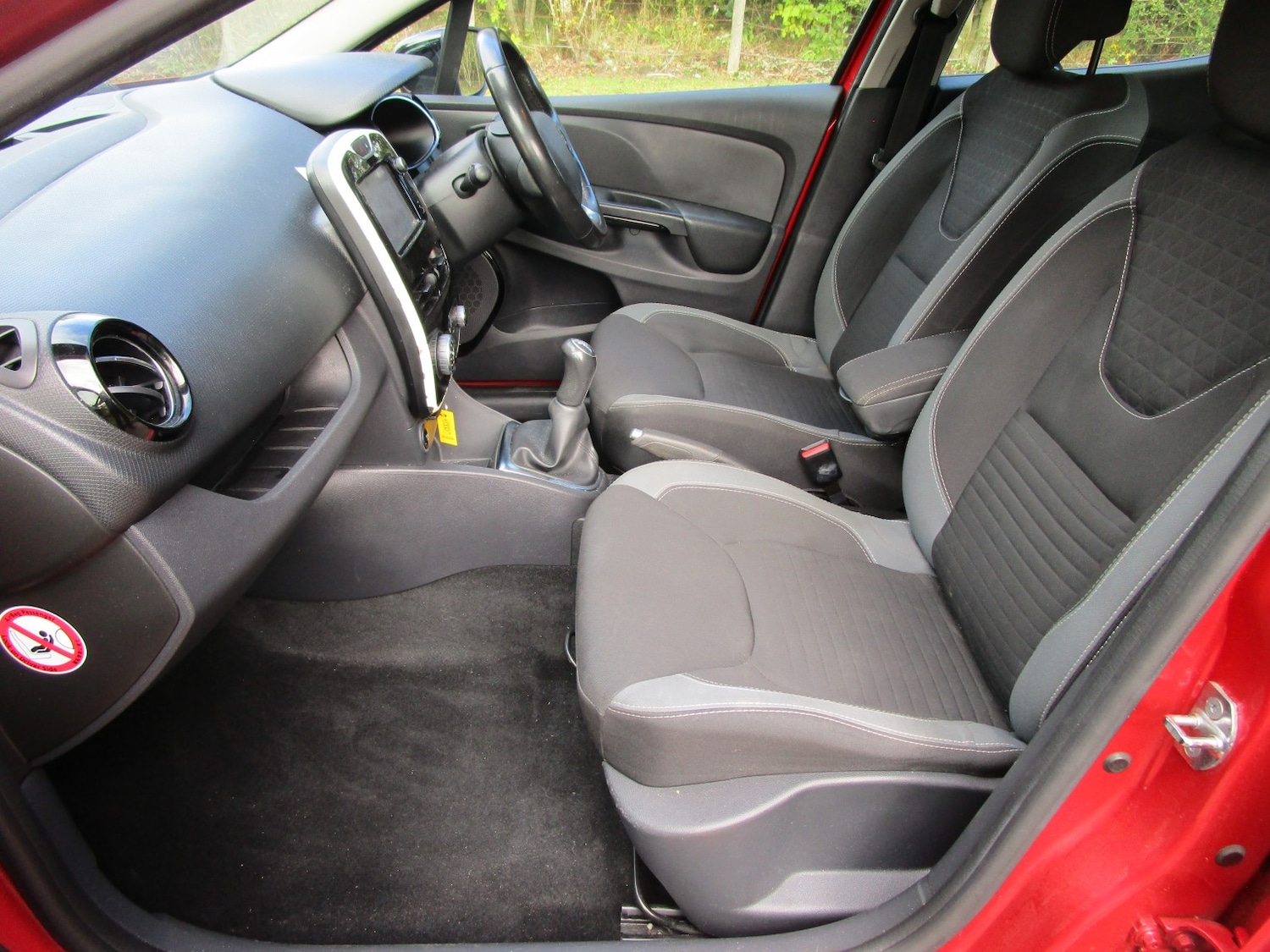 Used Renault Clio 2016 for sale - 76186823: Photo 10