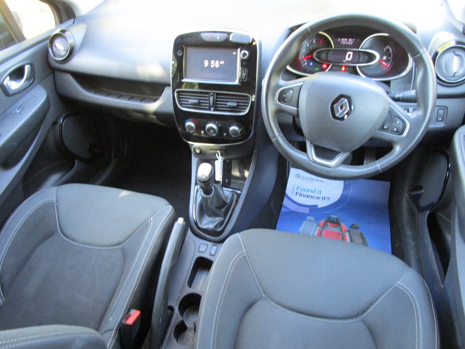 Used Renault Clio 2018 for sale - 76186692: Photo 10
