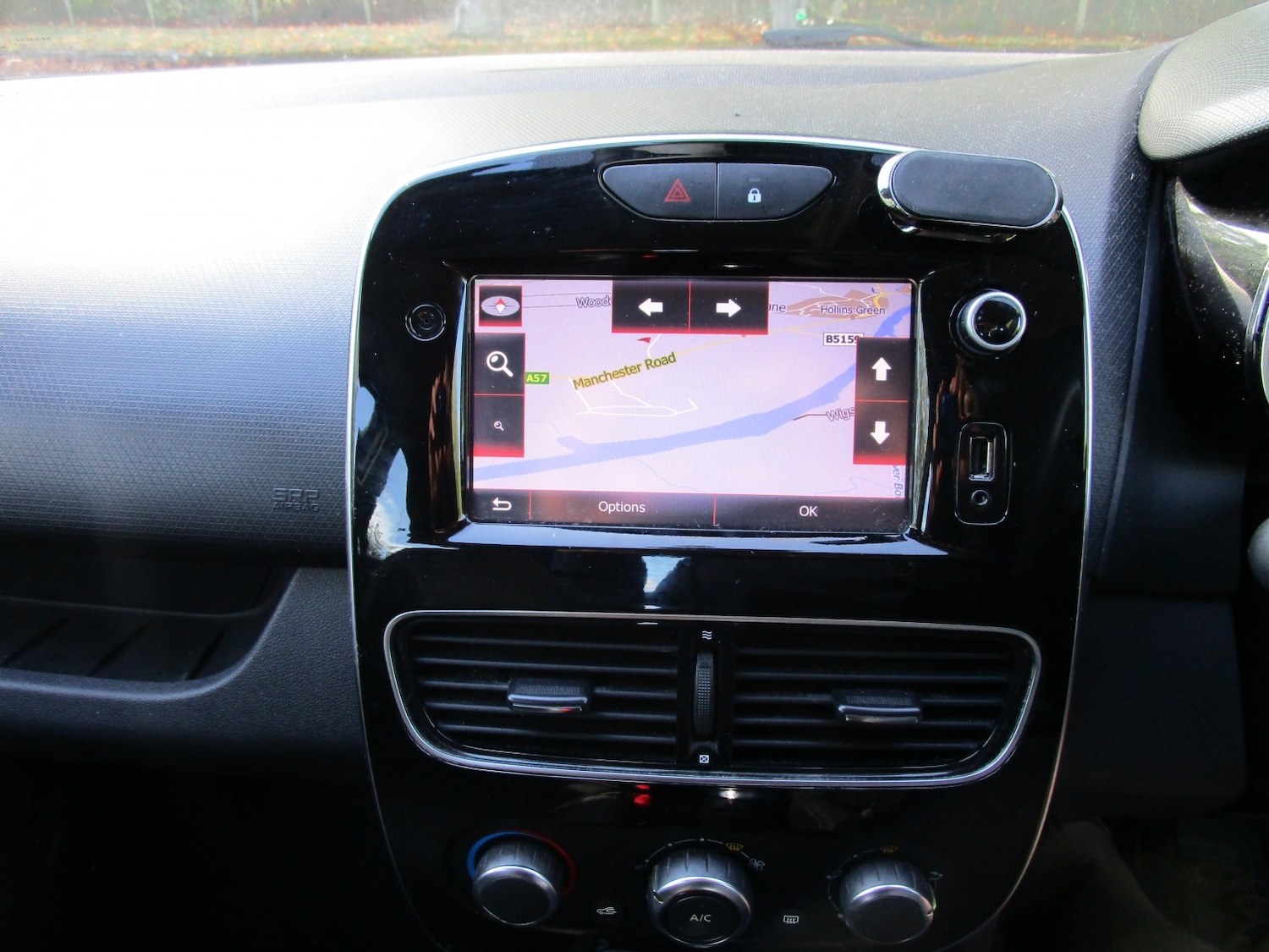 Used Renault Clio 2018 for sale - 76186692: Photo 14