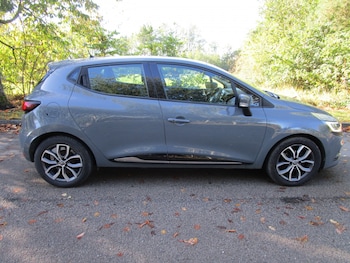 Used Renault Clio 2018 for sale - 76186692: Photo 3
