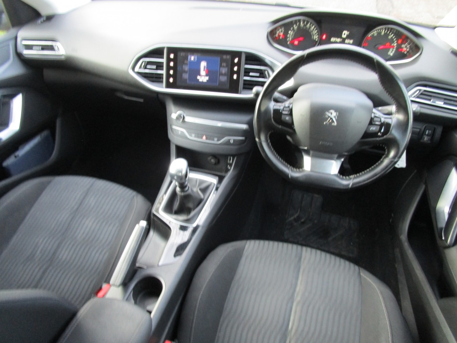 Used Peugeot 308 2016 for sale - 76591484: Photo 10