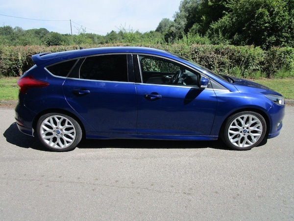 Used Ford Focus 2015 for sale - 76186745: Photo 2