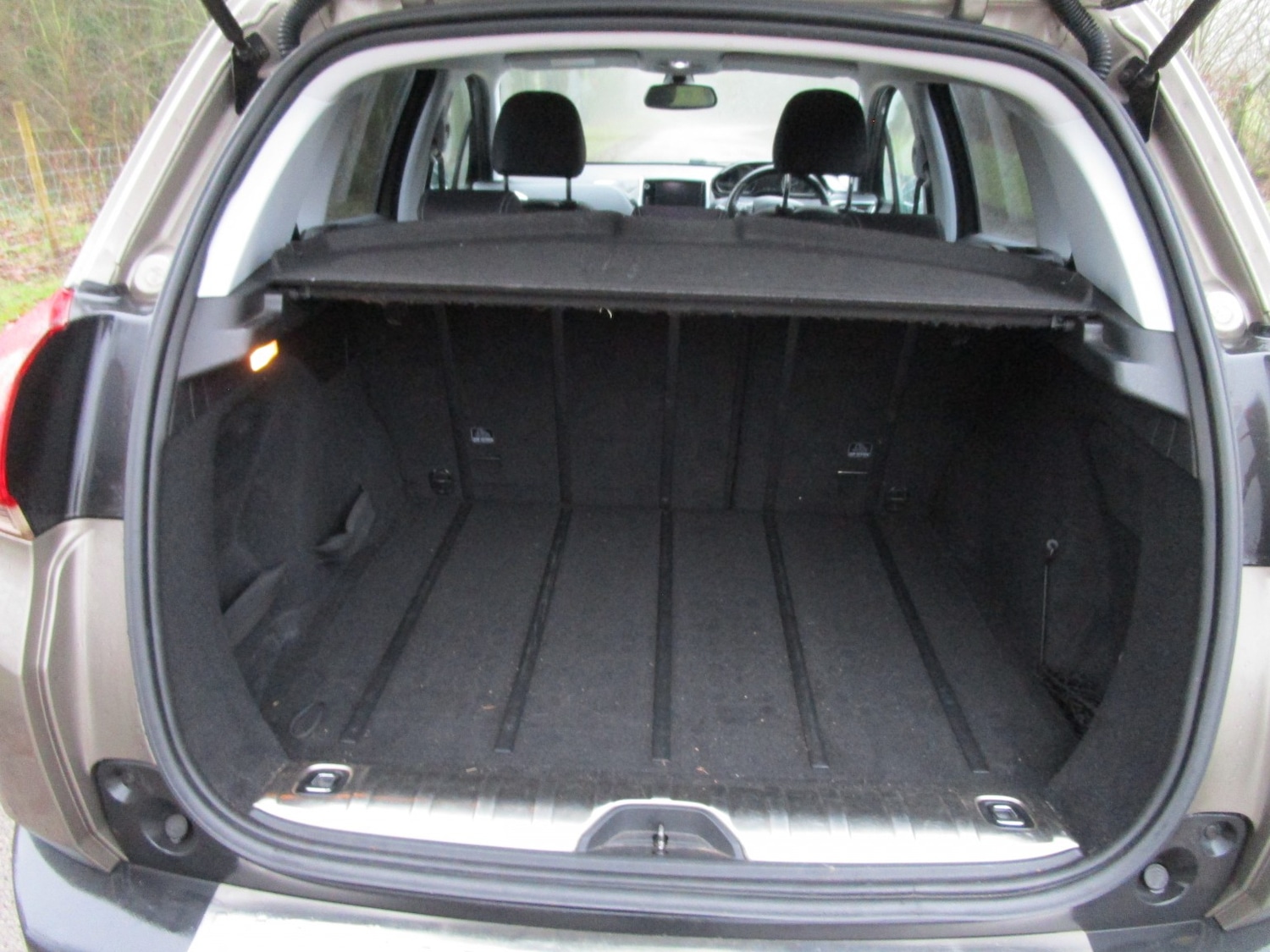 Used Peugeot 2008 2015 for sale - 77241901: Photo 14