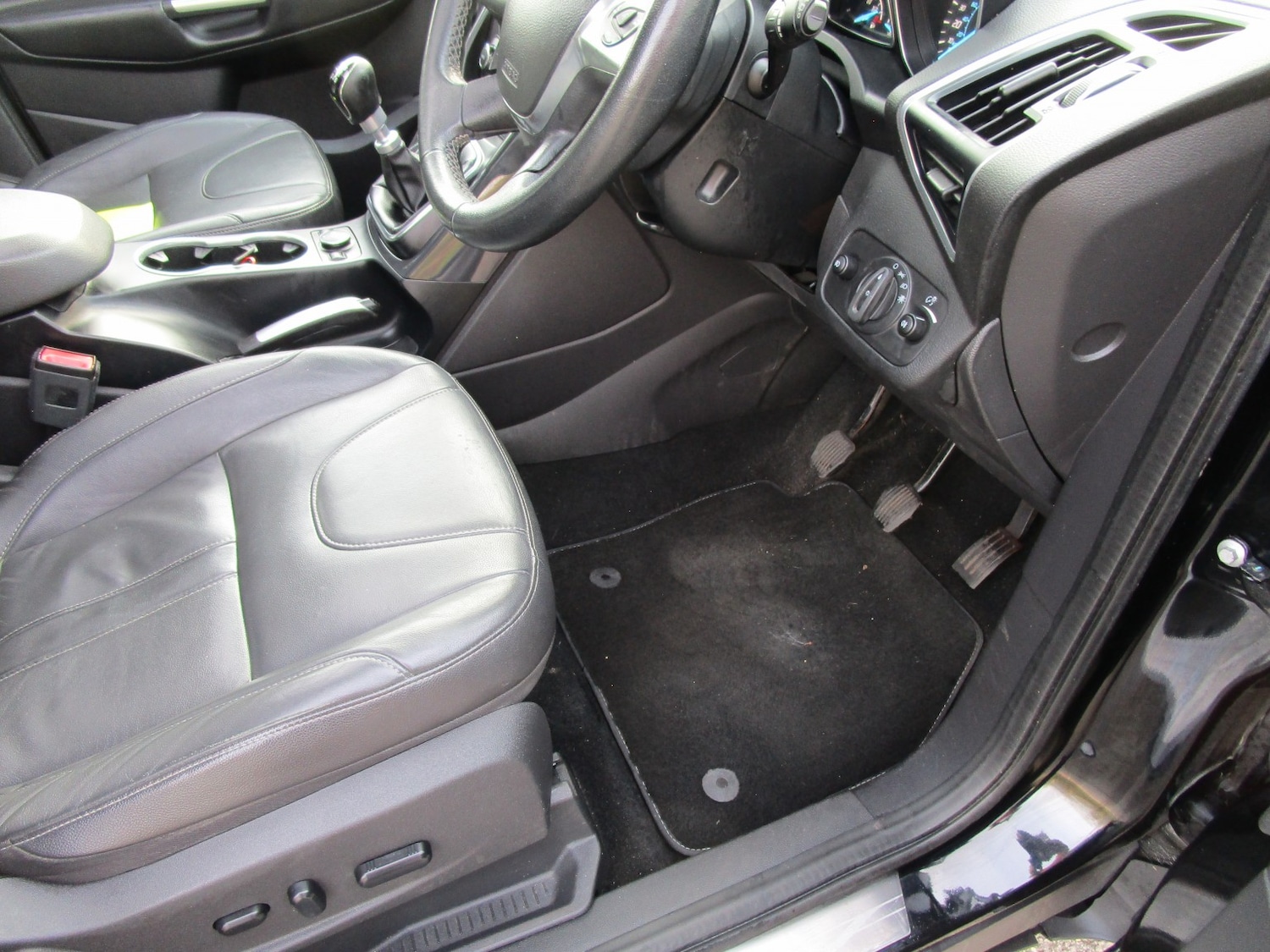 Used Ford Kuga 2014 for sale - 77977162: Photo 21