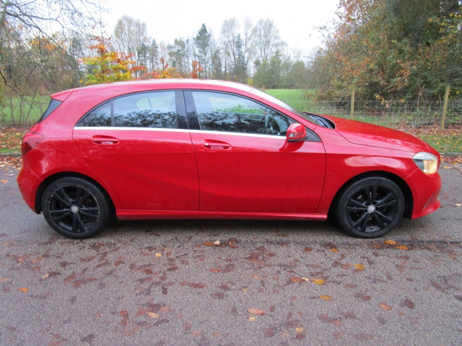 Used Mercedes-Benz A-Class 2017 for sale - 76541597: Photo 3