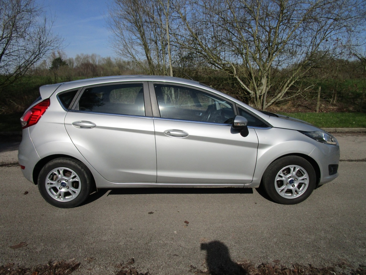 Used Ford Fiesta 2015 for sale - 77572888: Photo 2