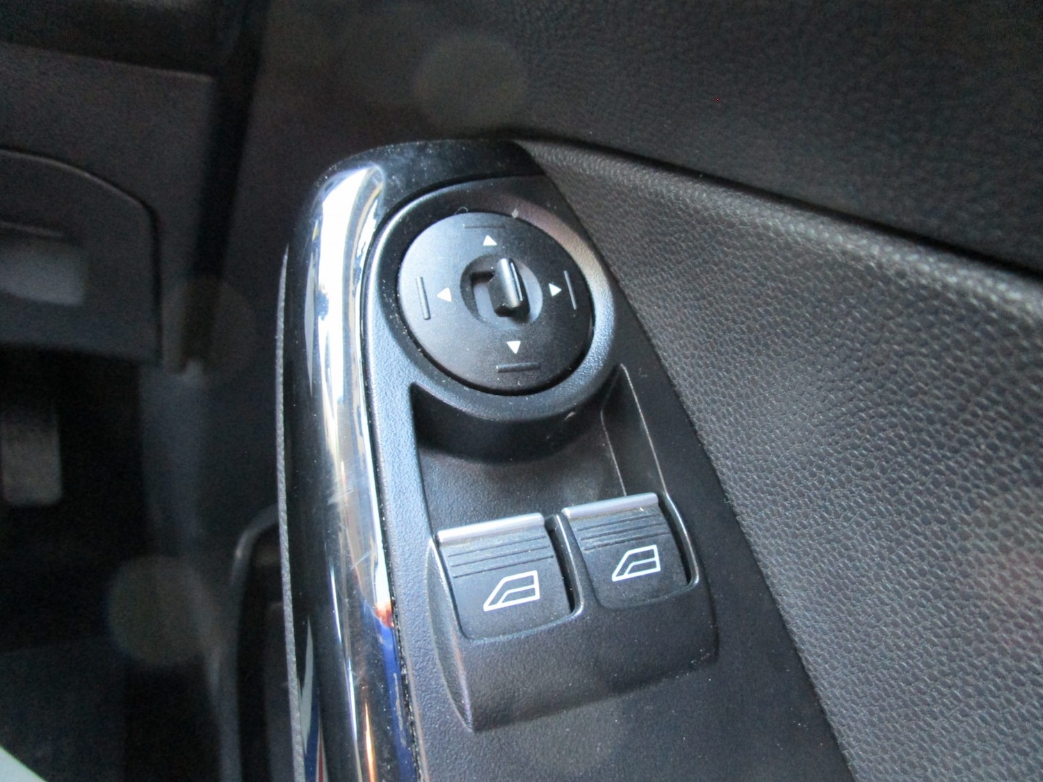 Used Ford Fiesta 2015 for sale - 77572888: Photo 25