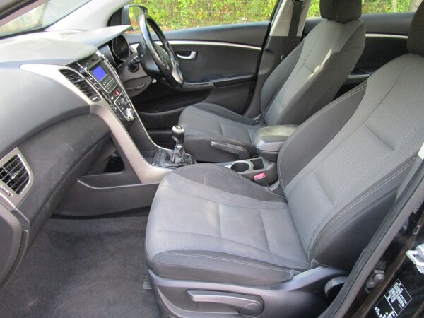 Used Hyundai i30 2015 for sale - 76186759: Photo 11