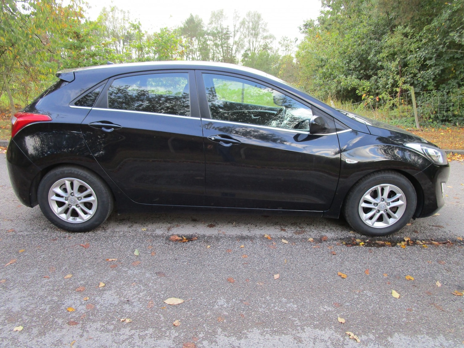 Used Hyundai i30 2015 for sale - 76186759: Photo 3