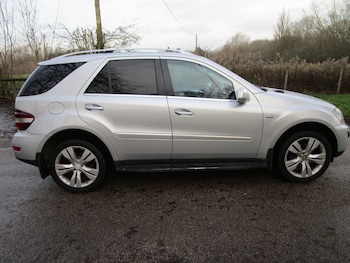 Used Mercedes-Benz M Class 2009 for sale - 77027974: Photo