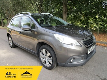 Used Peugeot 2008 2015 for sale - 79404430: Photo