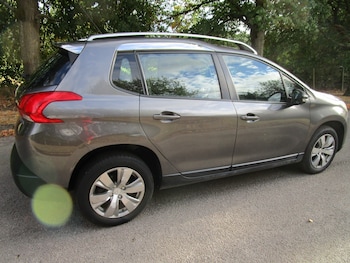 Used Peugeot 2008 2015 for sale - 79404430: Photo