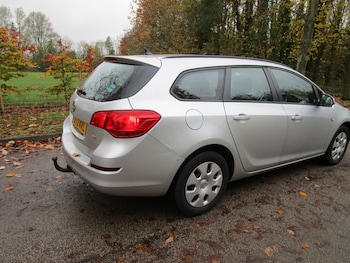 Used Vauxhall Astra 2012 for sale - 76510993: Photo