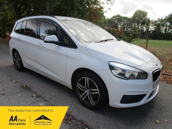 Used BMW 2 Series 2017 for sale - 79608576: Photo