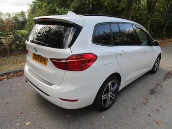 Used BMW 2 Series 2017 for sale - 79608576: Photo