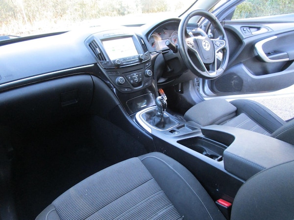 Used Vauxhall Insignia 2016 for sale - 75380619: Photo 10