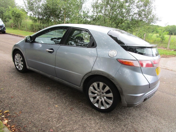 Used Honda Civic 2008 for sale - 76186729: Photo 5