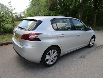 Used Peugeot 308 2014 for sale - 76666176: Photo