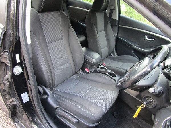 Used Hyundai i30 2014 for sale - 76186684: Photo 11