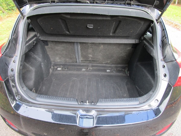 Used Hyundai i30 2014 for sale - 76186684: Photo 13