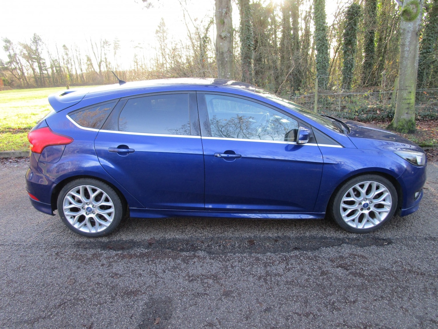 Used Ford Focus 2015 for sale - 77023168: Photo 2