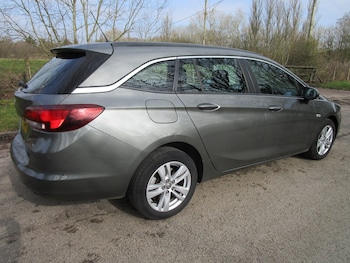 Used Vauxhall Astra 2017 for sale - 77906538: Photo