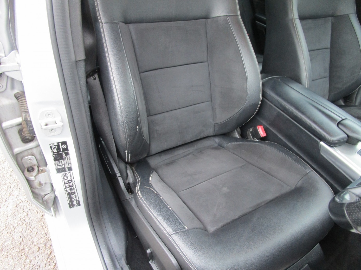 Used Mercedes-Benz E Class 2014 for sale - 77656328: Photo 24