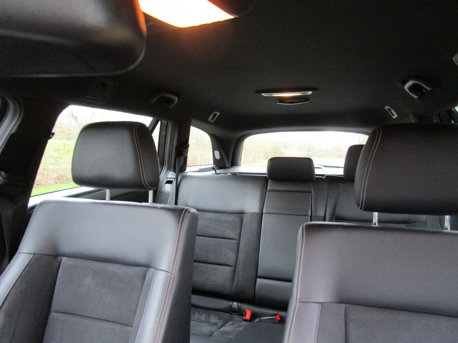 Used Mercedes-Benz E Class 2014 for sale - 77656328: Photo 25