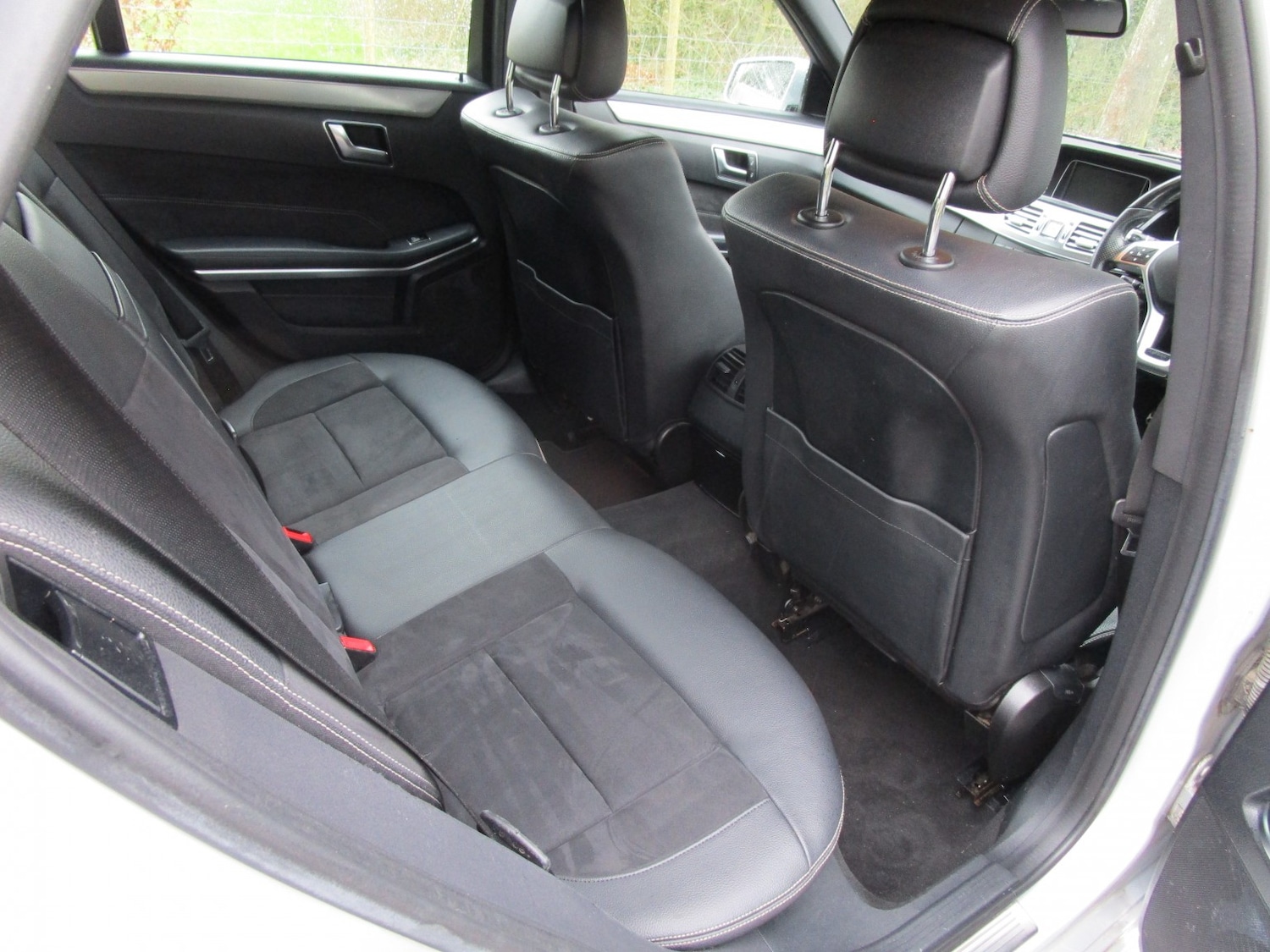 Used Mercedes-Benz E Class 2014 for sale - 77656328: Photo 26