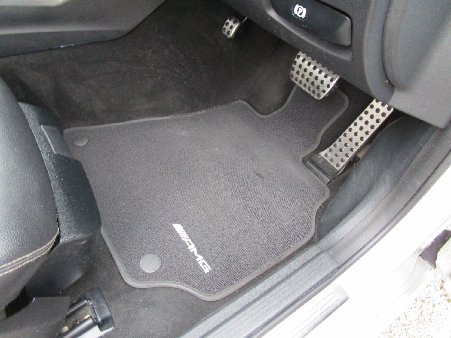 Used Mercedes-Benz E Class 2014 for sale - 77656328: Photo 29