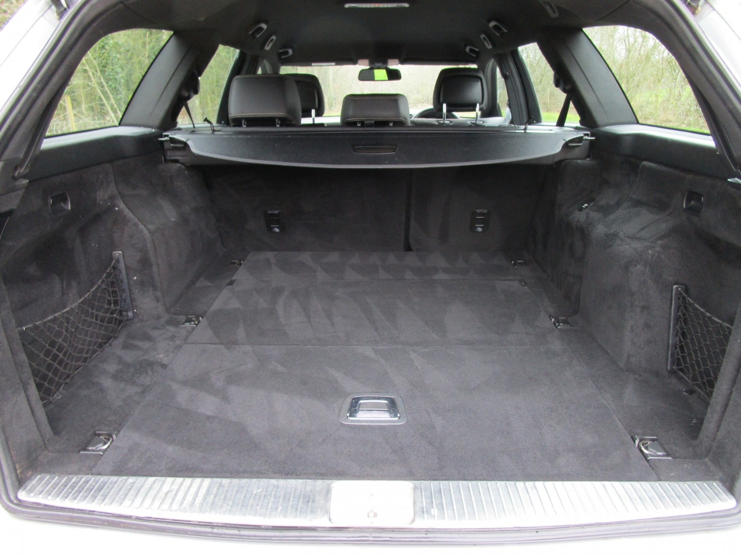 Used Mercedes-Benz E Class 2014 for sale - 77656328: Photo 31