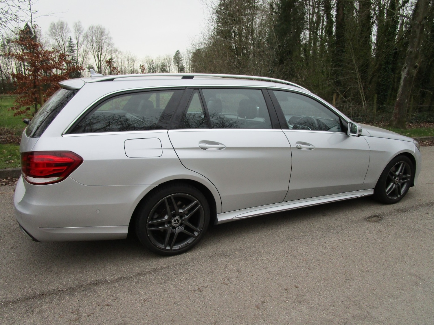 Used Mercedes-Benz E Class 2014 for sale - 77656328: Photo 5