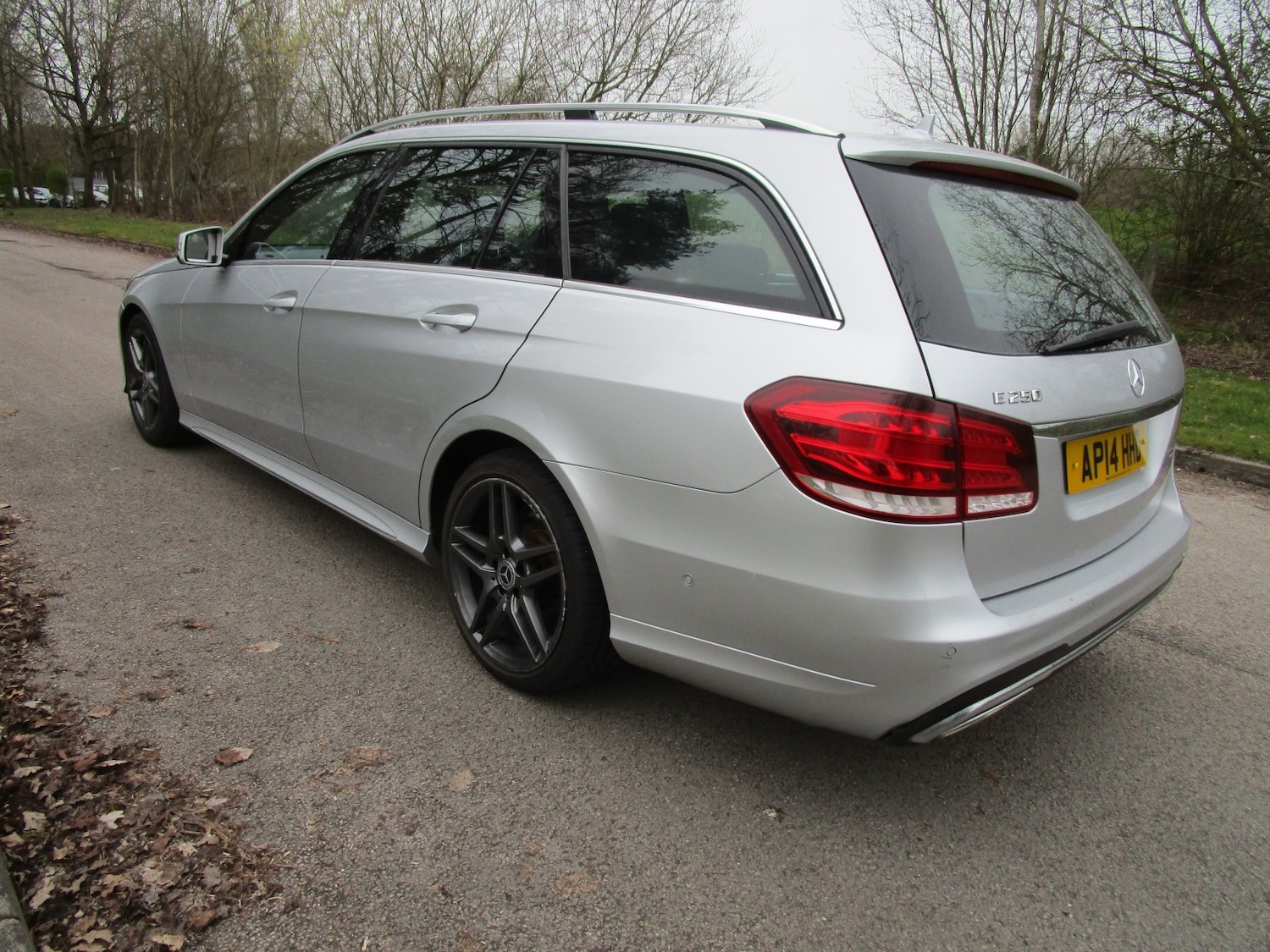 Used Mercedes-Benz E Class 2014 for sale - 77656328: Photo 8