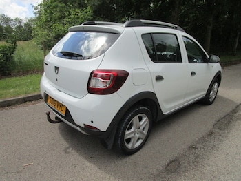 Used Dacia Sandero Stepway 2016 for sale - 78876494: Photo