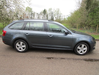 Used Skoda Octavia 2019 for sale - 78213635: Photo