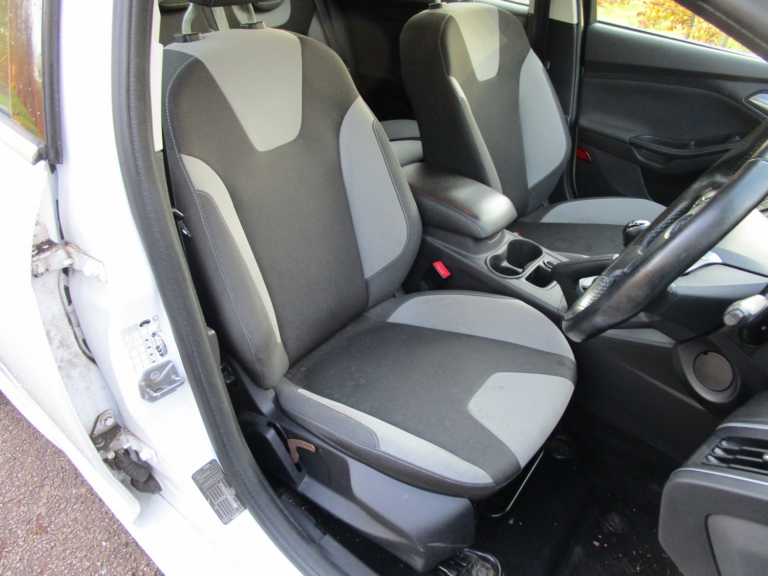 Used Ford Focus 2014 for sale - 76186763: Photo 11